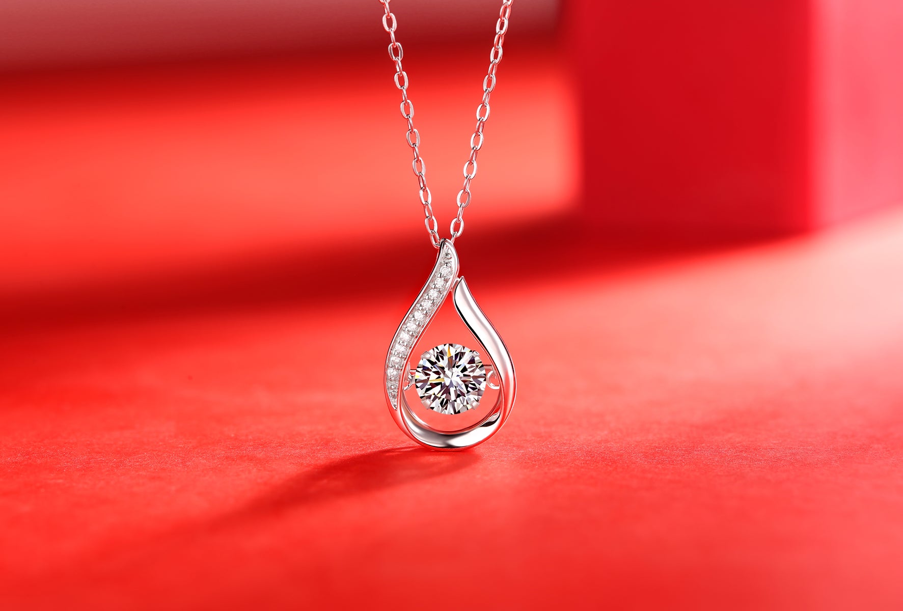 Moissanite Pendant Set